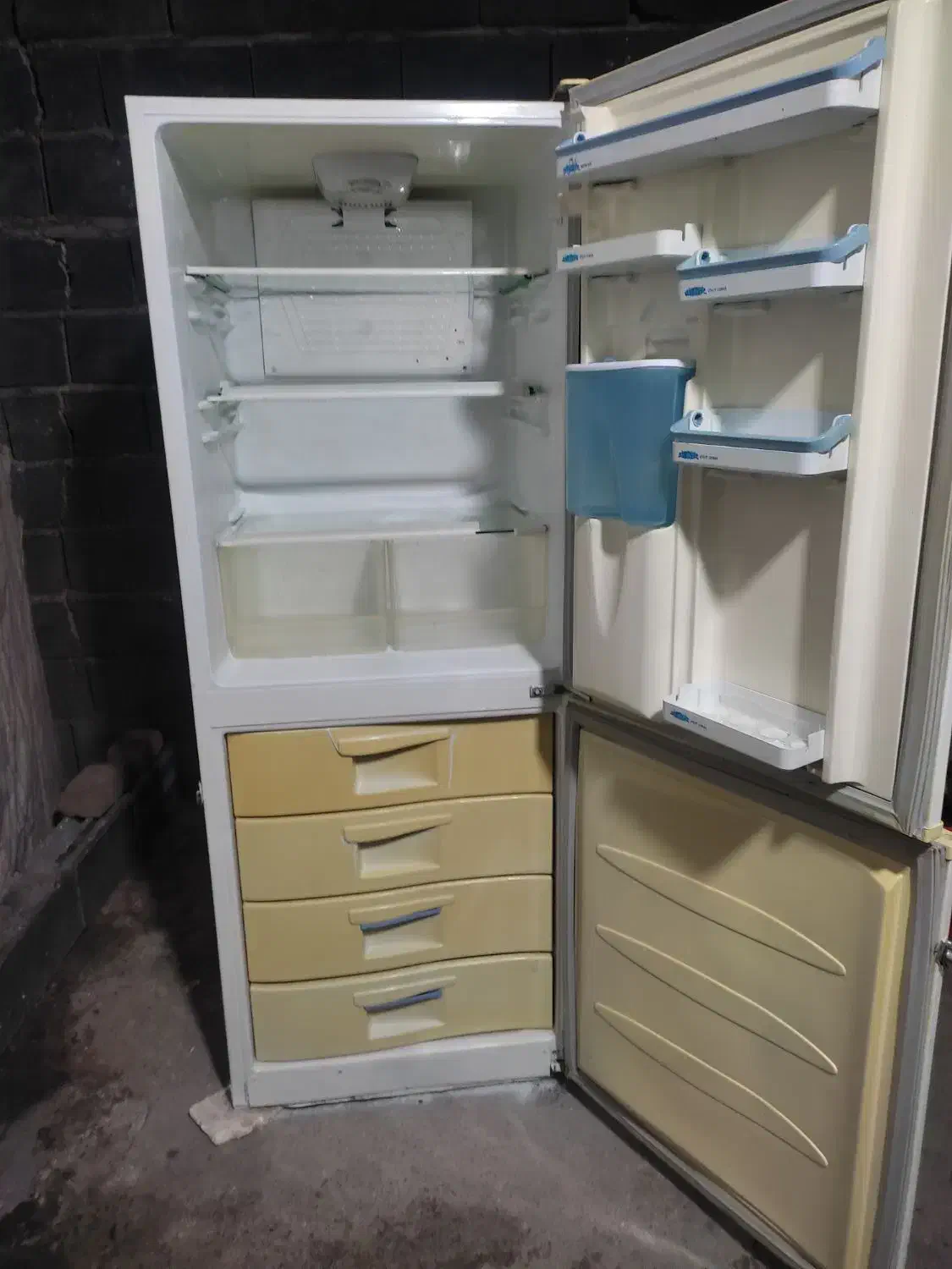 یخچال و فریزر سینجر (باضمانت)|یخچال و فریزر|کرمان, |دیوار