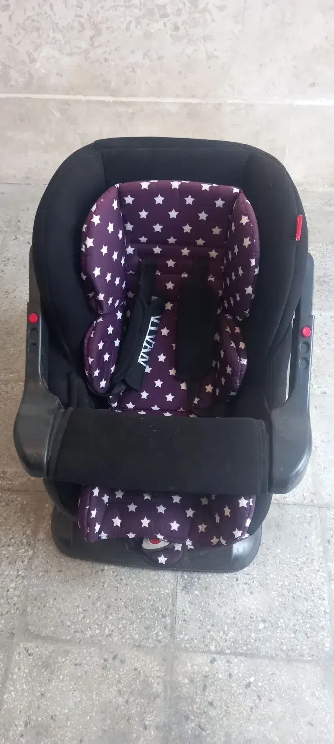 سبد و تاب و صندلی کودک|اسباب و اثاث بچه|بروجرد, |دیوار