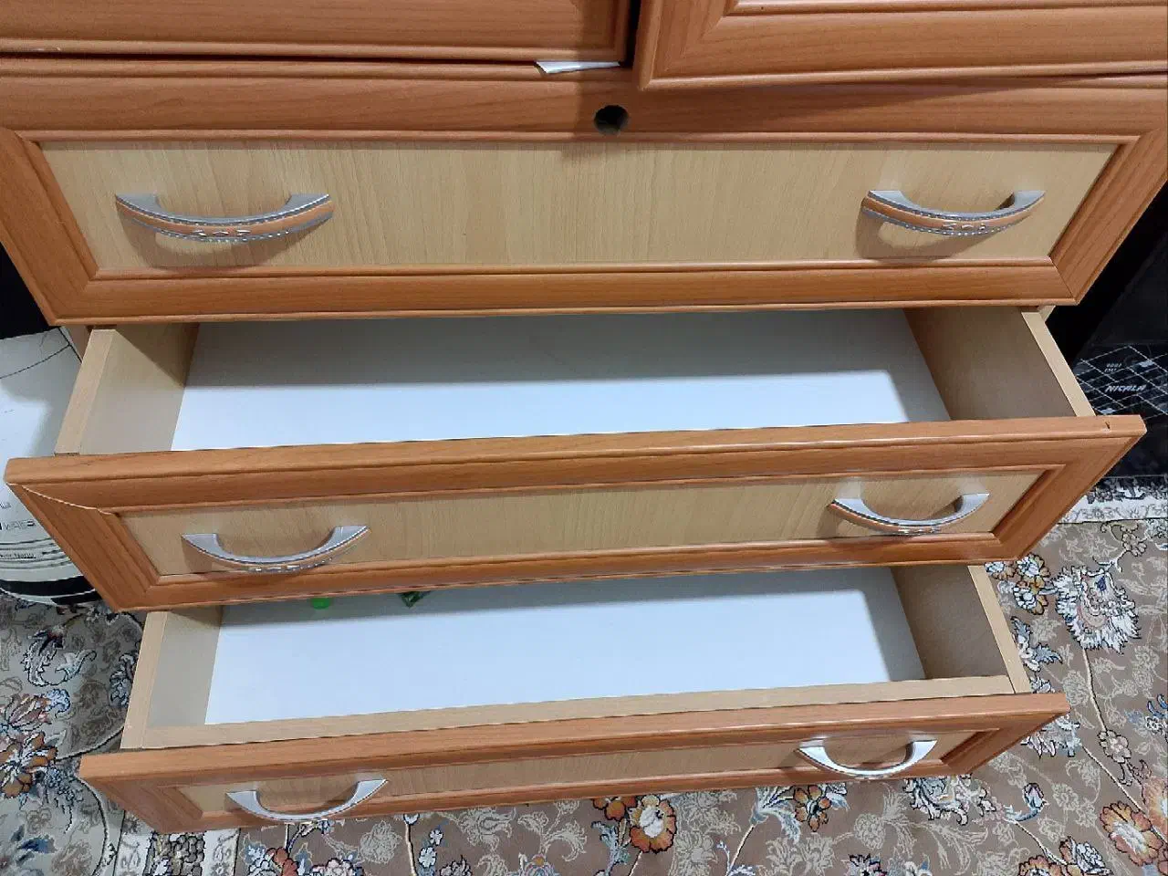 کمد ایستادە دو تیکە،،و یک تیکە بسیار تمیز|جاکفشی، کمد، دراور|مهاباد (آذربایجان غربی), |دیوار