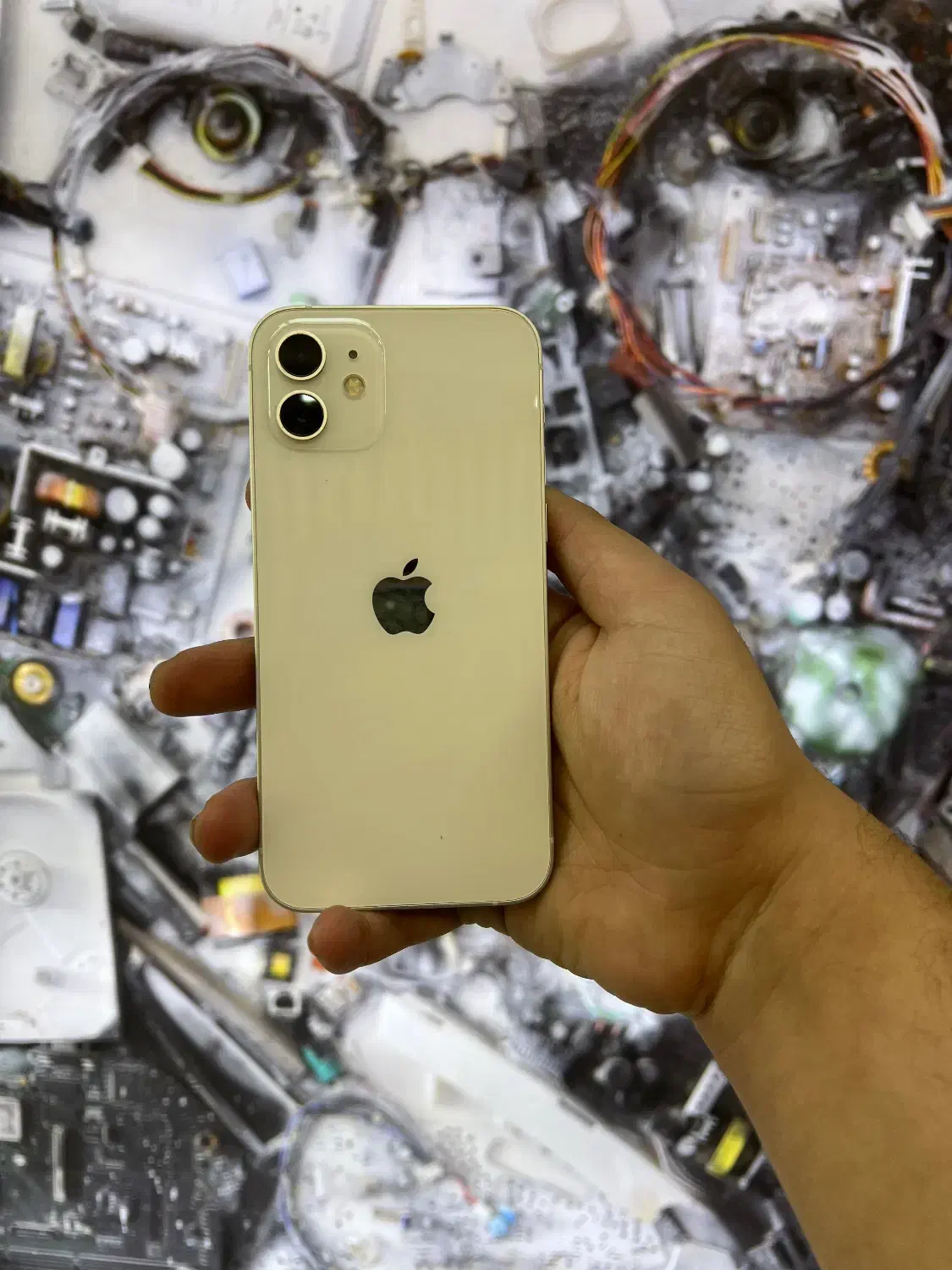 ایفون ۱۲نرمال حافظه ۱۲۸رنگ سفید|موبایل|اصفهان, مفتح|دیوار