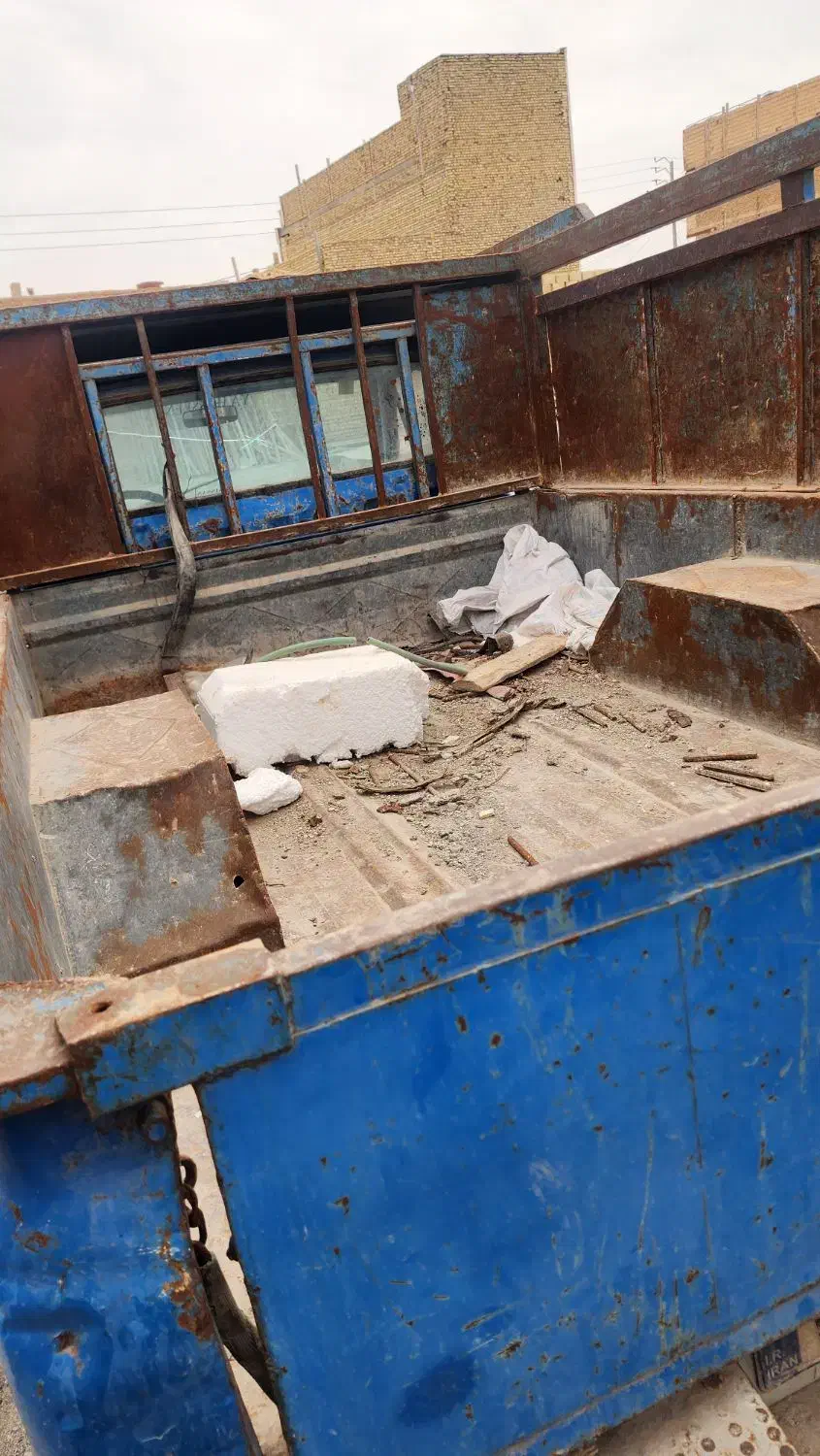 نیسان مدل ۸۲|خودرو سواری و وانت|یزد, |دیوار