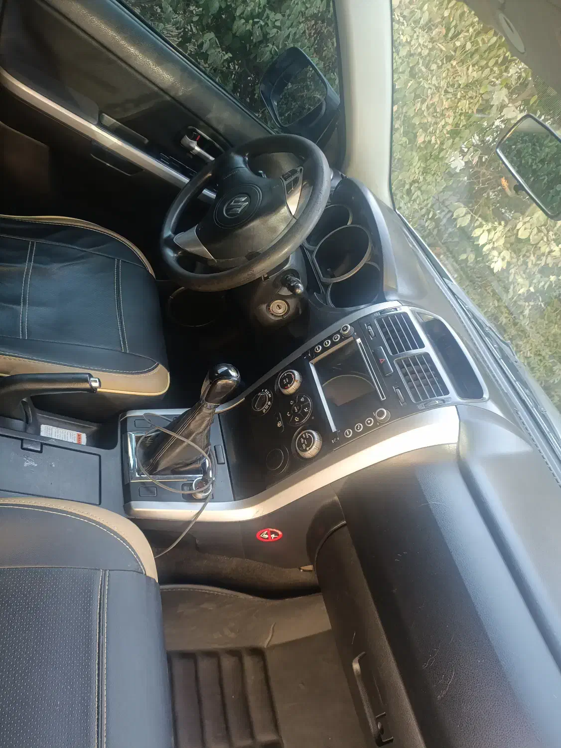 سوزوکی ویتارا ۲۰۰۶ /موتور ۲۰۰۰ دنده ۸سال خواب|خودرو سواری و وانت|کرج, گلستان|دیوار