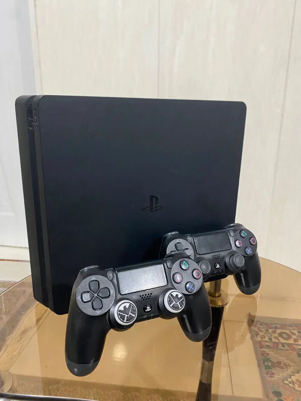 Ps 4 slim 1TB اکانتی دو دسته|کنسول، بازی ویدئویی و آنلاین|مشهد, شهید معقول|دیوار