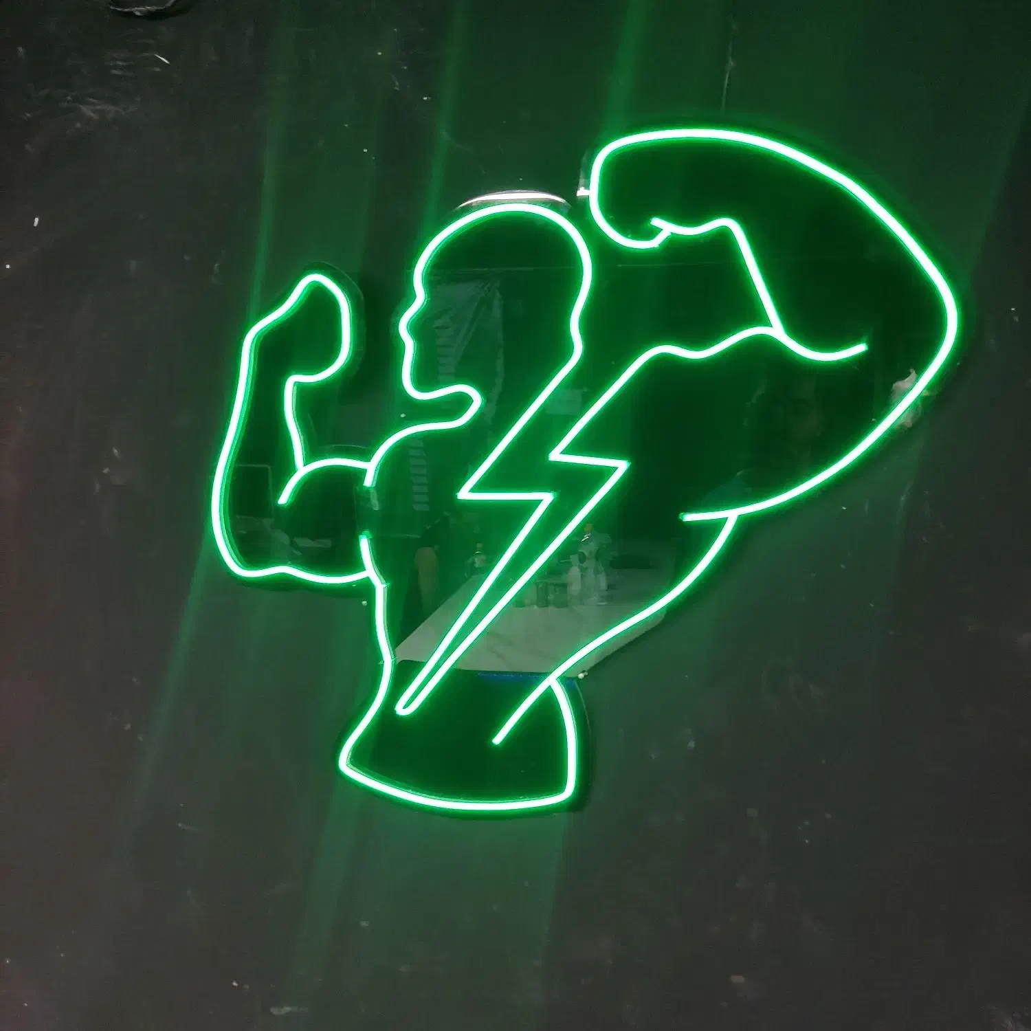 کارگر رستوران با جای خواب|استخدام خدمات فروشگاه و رستوران|تهران, نظامی گنجوی (توانیر)|دیوار