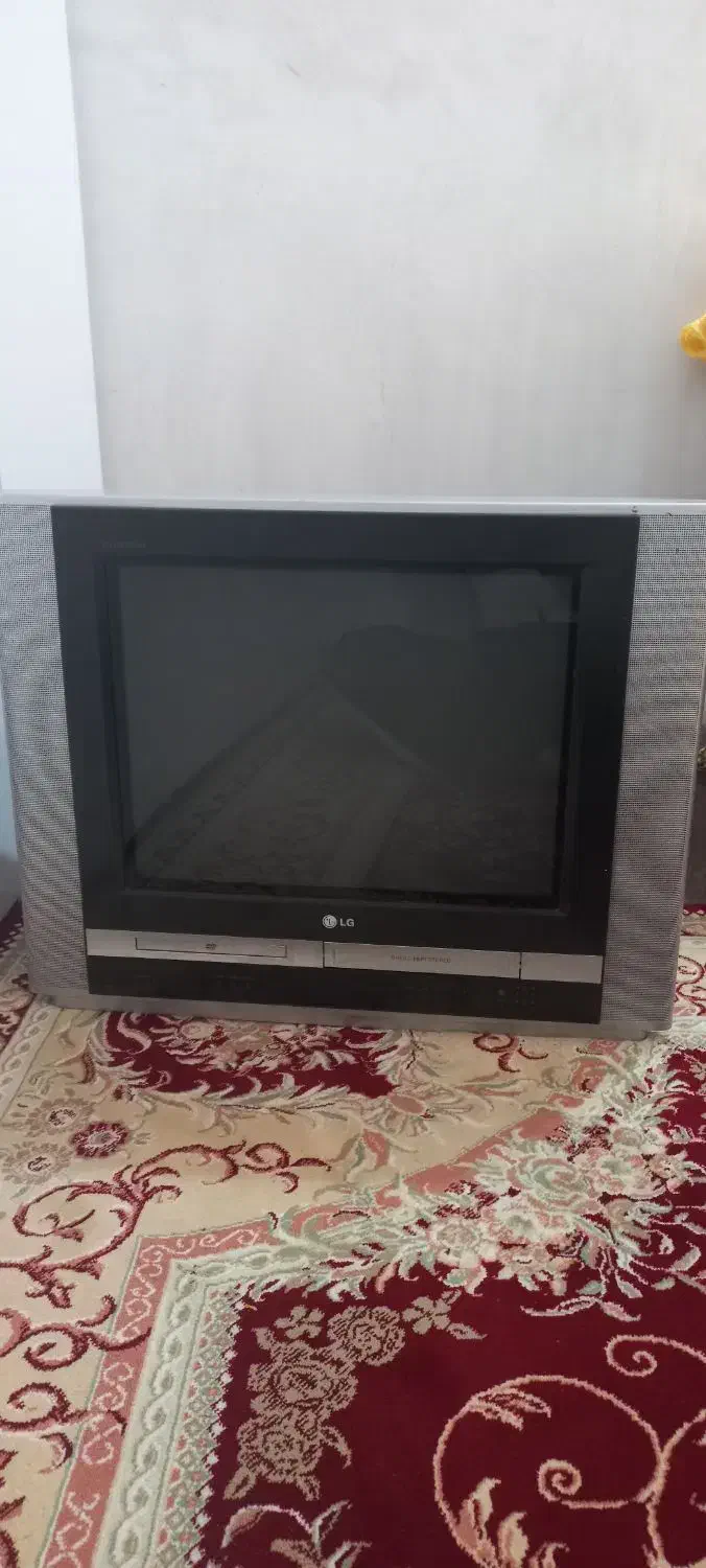 تلوزیون ۲۱ اینج سیدی و ویدیو خور|تلویزیون و پروژکتور|ارژن, |دیوار