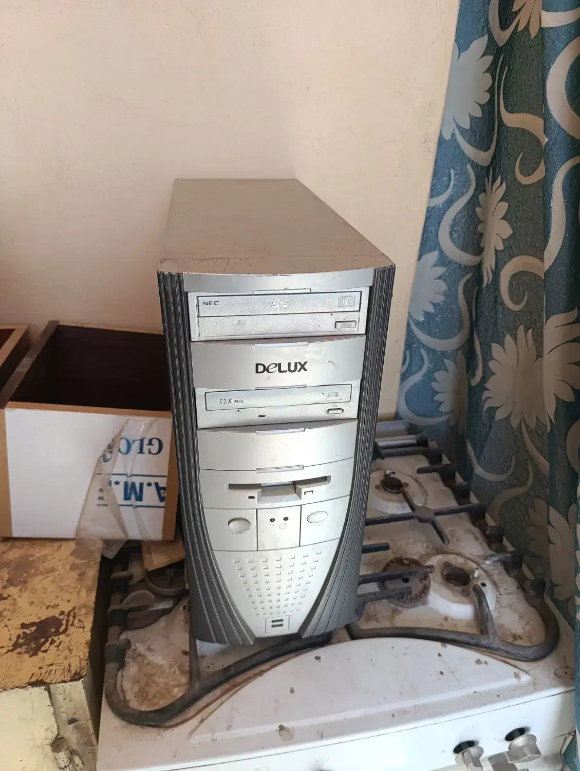 کامپیوتر قدیمی مانیتور سامسونگ|رایانه رومیزی|ساوه, |دیوار