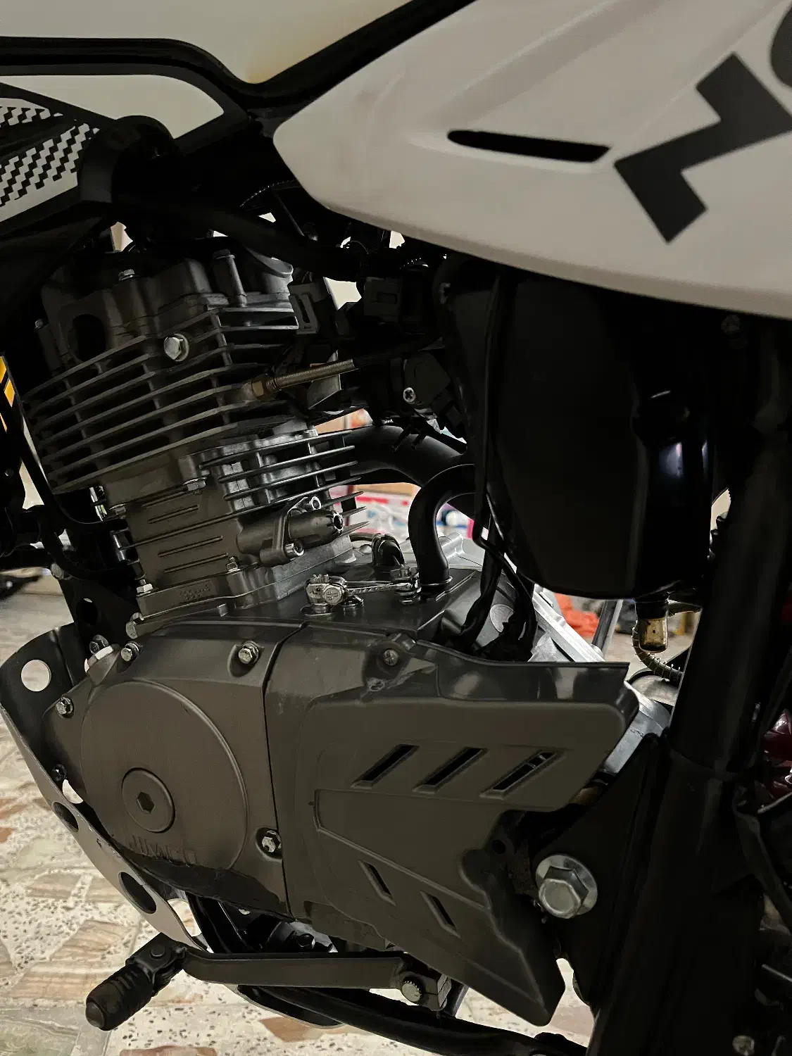 تریل روان ۲۰۰|موتورسیکلت|ساری, |دیوار