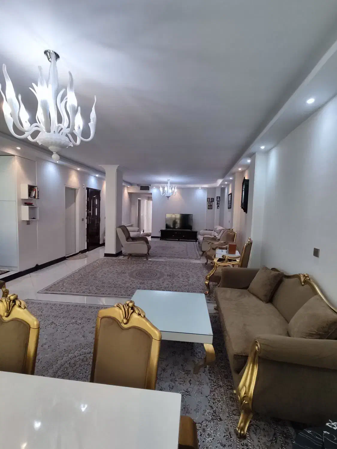 ۱۳۰ متر ۳ خواب فول امکانات. (سعادت اباد. آسمان)|فروش آپارتمان|تهران, آسمان|دیوار