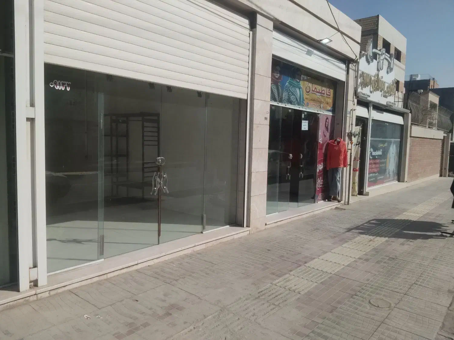 مغازه 28 متری|اجارهٔ مغازه و غرفه|برخوار, |دیوار