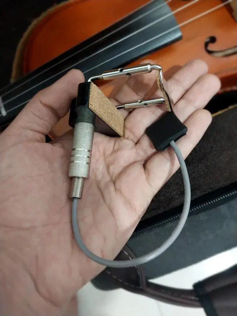 پیکاپ ادلاین ویالون|ویولن|شیراز, ملاصدرا|دیوار