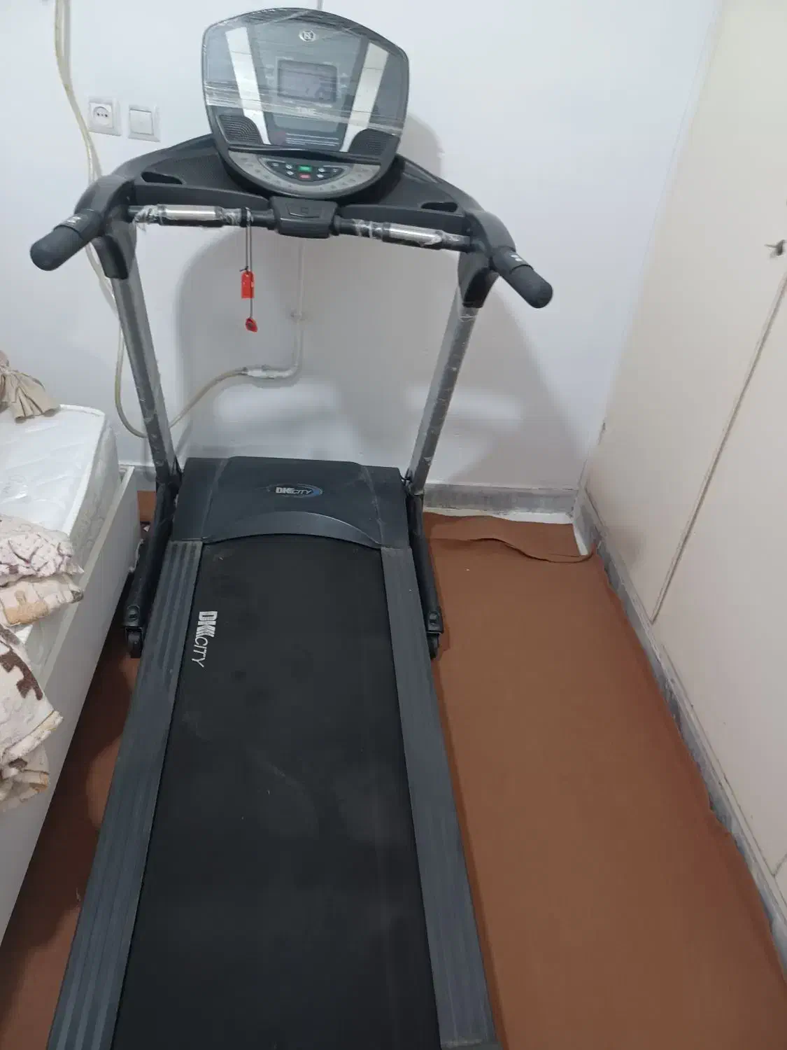 تردمیل در حد نو|تجهیزات ورزشی|ملایر, |دیوار