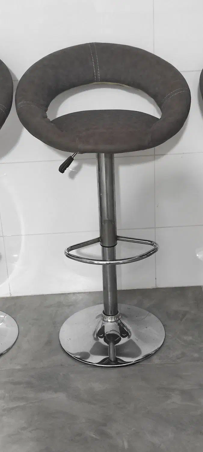 صندلی جک دار پایه بلند|میز و صندلی غذاخوری|ساری, |دیوار