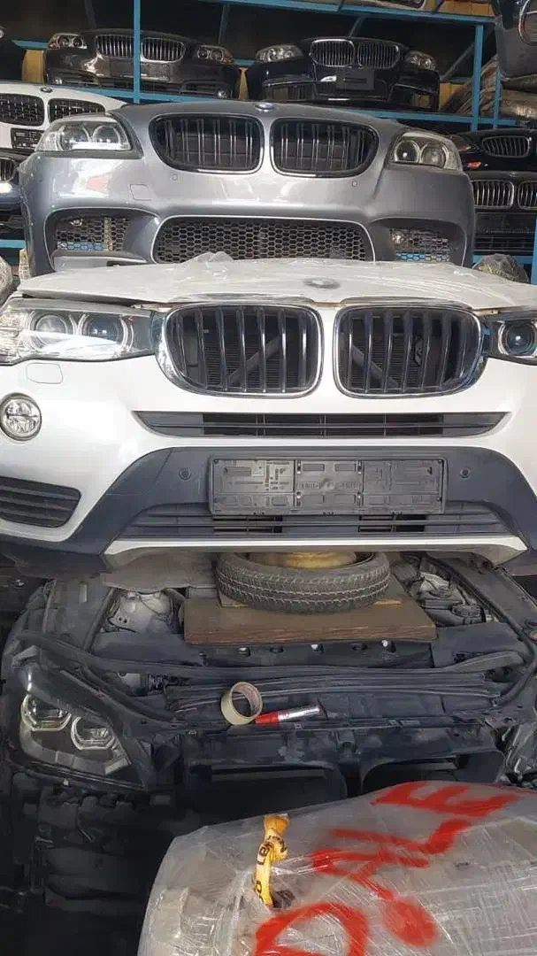 مشاور و خریدار خودروهای تصادفی|خودرو سواری و وانت|تهران, شمیران‌نو|دیوار