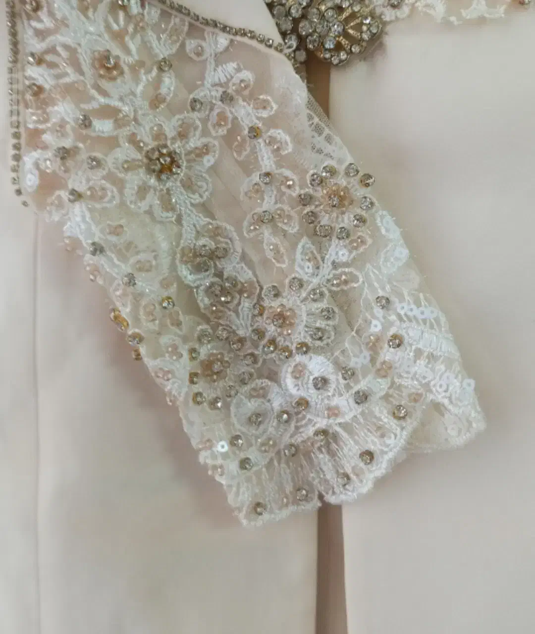 کت وتاپ مجلسی|لباس|گرگان, |دیوار