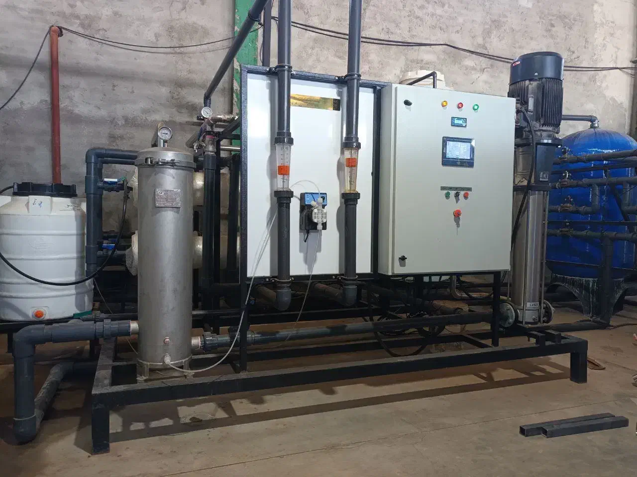 دستگاه تصفیه آب صنعتی|ماشینآلات صنعتی|تبریز, |دیوار