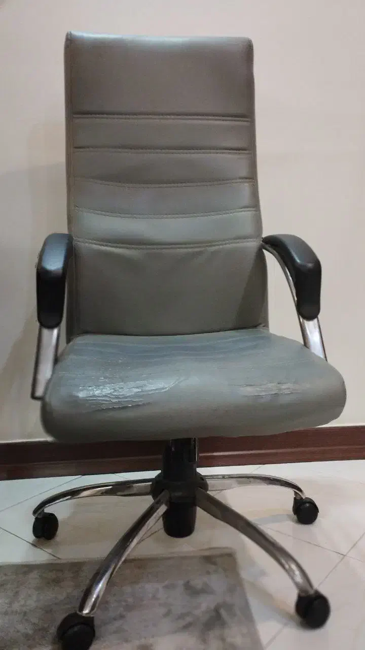 صندلی چر‌خدار اداری، خانگی|صندلی و نیمکت|تهران, ابوذر|دیوار