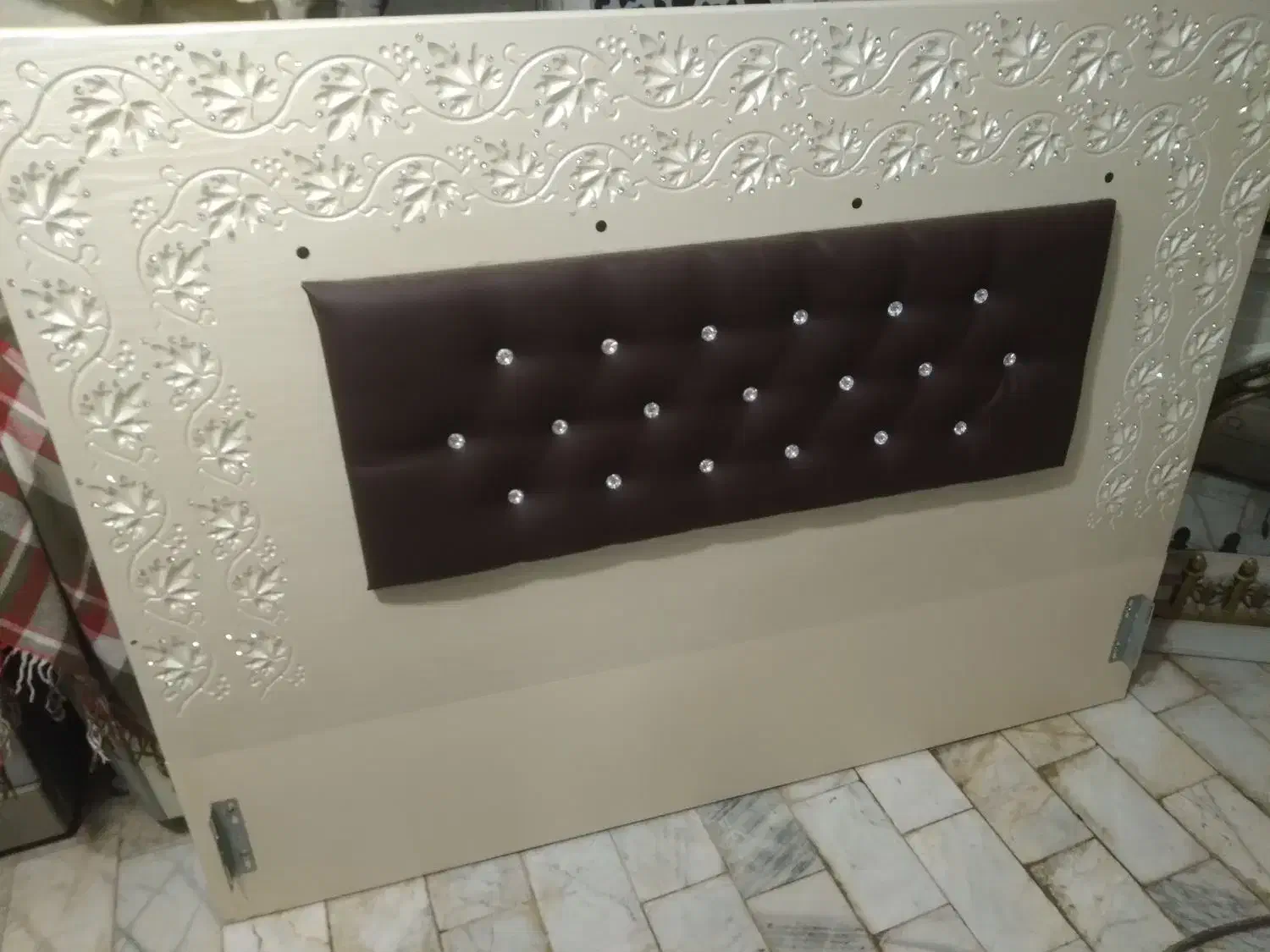 تختخواب ۲ نفره و یک جفت یخچال|تخت و سرویس خواب|مشکیندشت, |دیوار