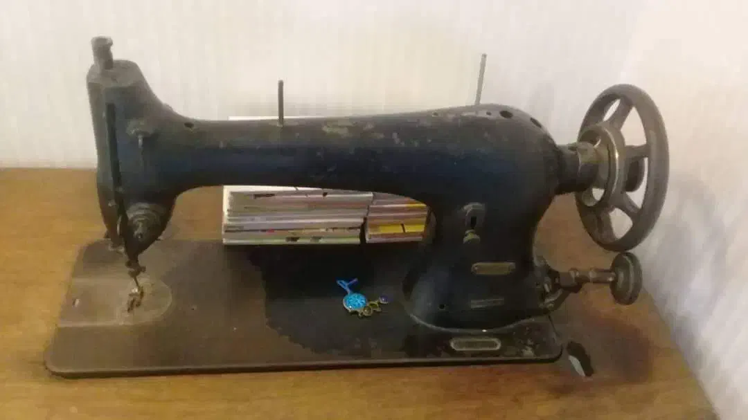 چرخ خیاطی سینگر قدیمی|کلکسیون اشیاء عتیقه|تهران, سهروردی|دیوار