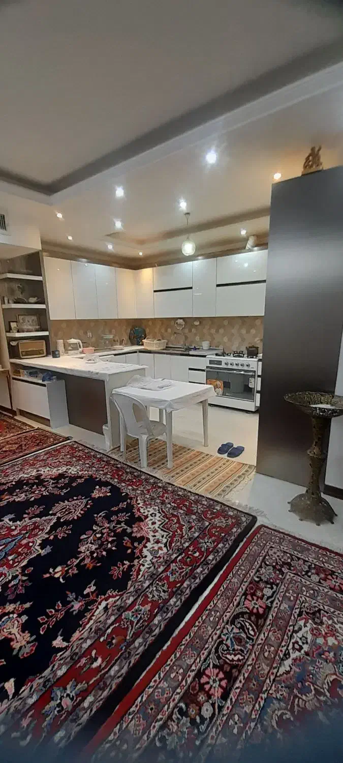 ویلایی ۱۴۰متری سند تک برگ|فروش خانه و ویلا|قم, زنبیل آباد|دیوار