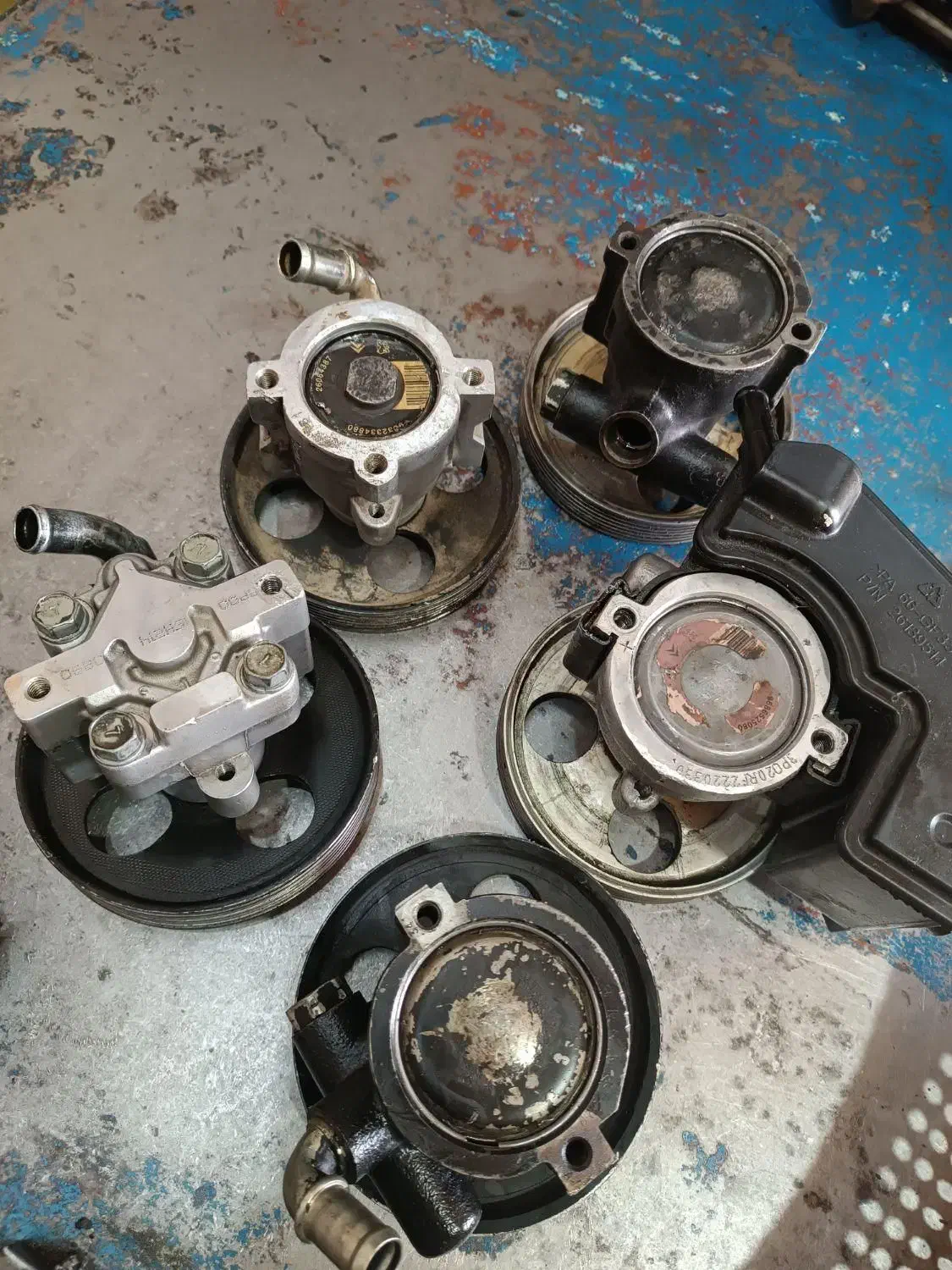 فروش پمپ هیدرولیک و جعبه فرمان استوک اصلی|قطعات یدکی و لوازم جانبی|اصفهان, ناژوان|دیوار