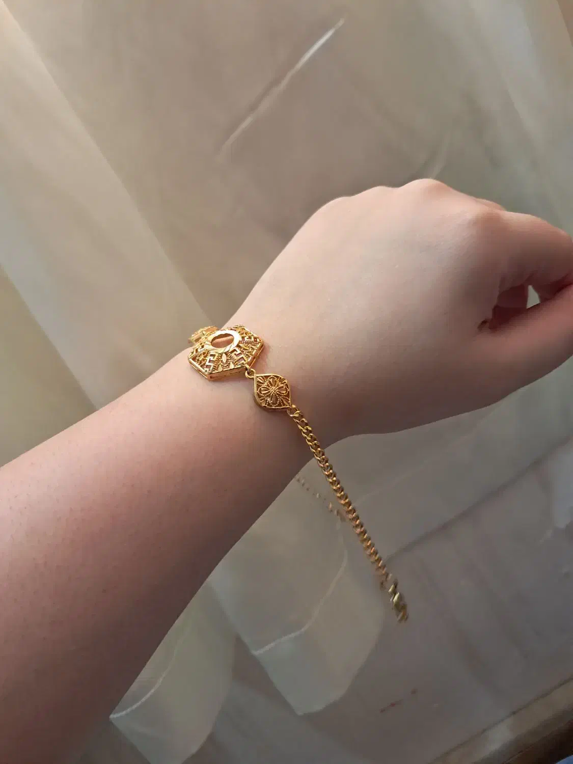 دستبند طرح طلا آبکاری طلا|بدلیجات|بندر گناوه, |دیوار