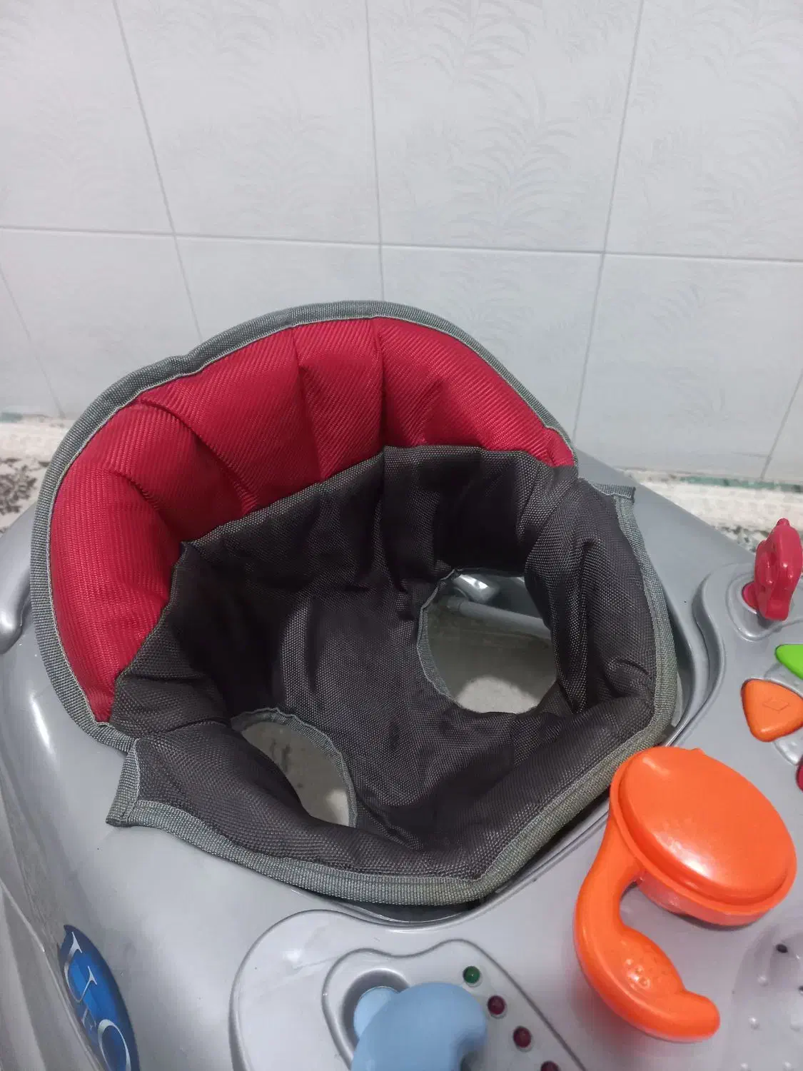 روروک کاملانو|کالسکه و لوازم جانبی|گالیکش, |دیوار