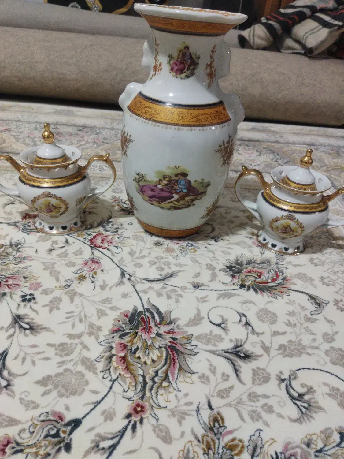 گلدان لیلی ومجنون با دوعدد قندان|ظروف سرو و پذیرایی|هشتگرد, شهرک ایران خودرو|دیوار