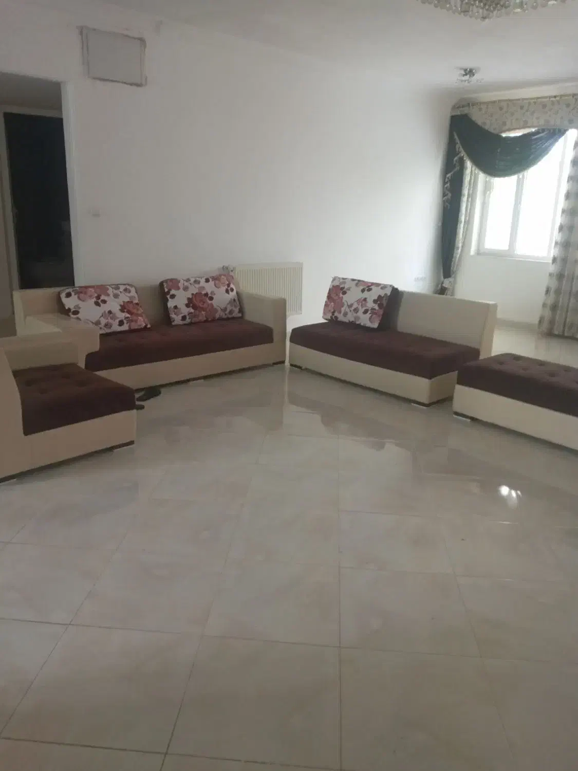 یک دست مبلمان هشت نفره|مبلمان خانگی و میز عسلی|ایلام, |دیوار