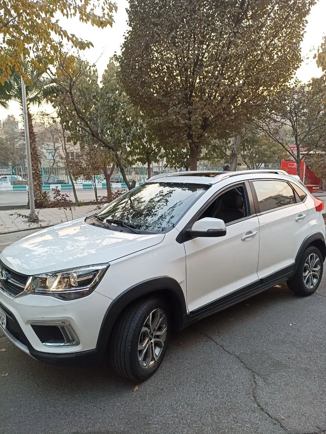 ام‌وی‌ام X22 اتوماتیک لاکچری مدل 98 ضمانت کارنامه|خودرو سواری و وانت|تهران, دردشت|دیوار