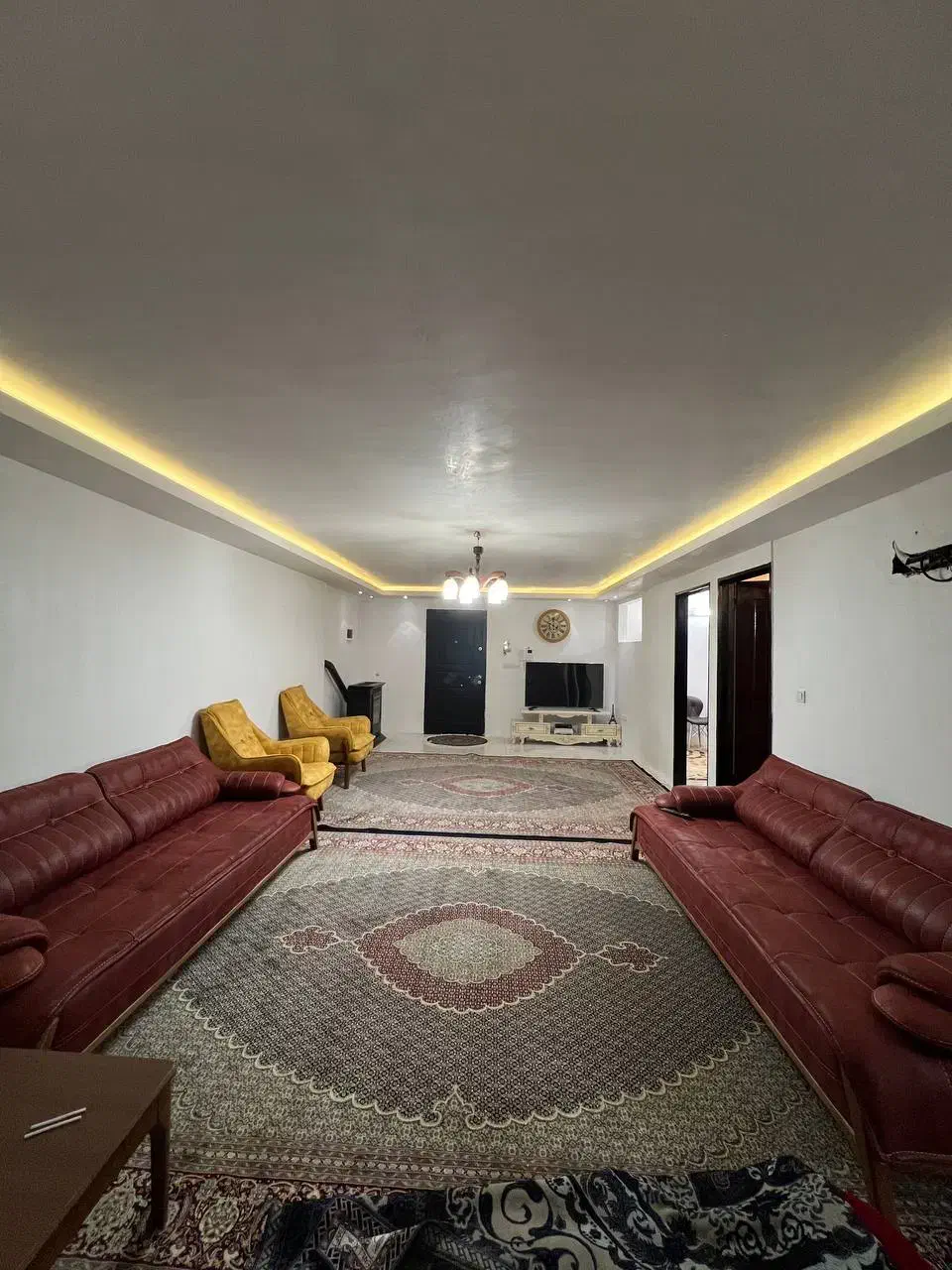 مبل ۸نفر وارداتی ترک|مبلمان خانگی و میز عسلی|بجنورد, |دیوار