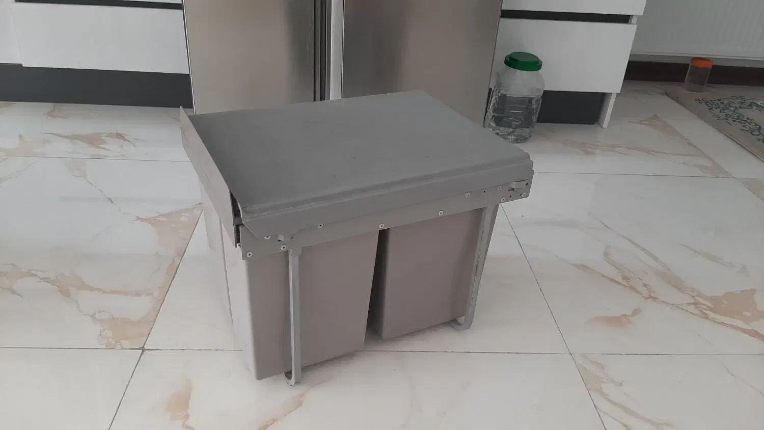 سطل آشغال و قفسه حمام جامایع جا حوله جا حوله|لوازم نظافت|تهران, شادمان|دیوار