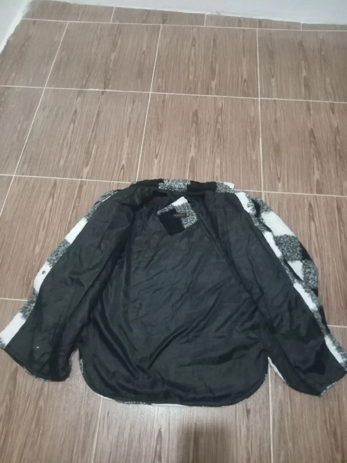 شکت استردار|لباس|آفتاب, |دیوار