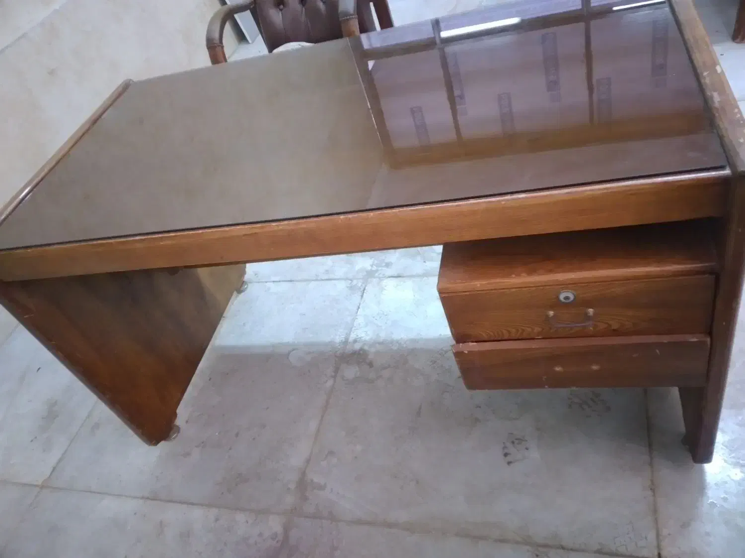 میزوصندلی اداری باروکش شیشه|میز تحریر و کامپیوتر|اهواز, فاز ۲ پادادشهر|دیوار