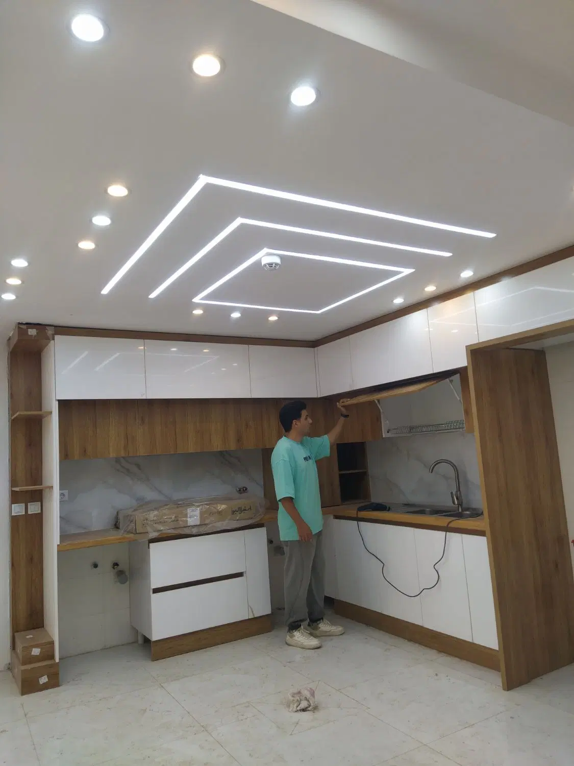 خدمات کابینت دکور شیراز، شهرک گلها