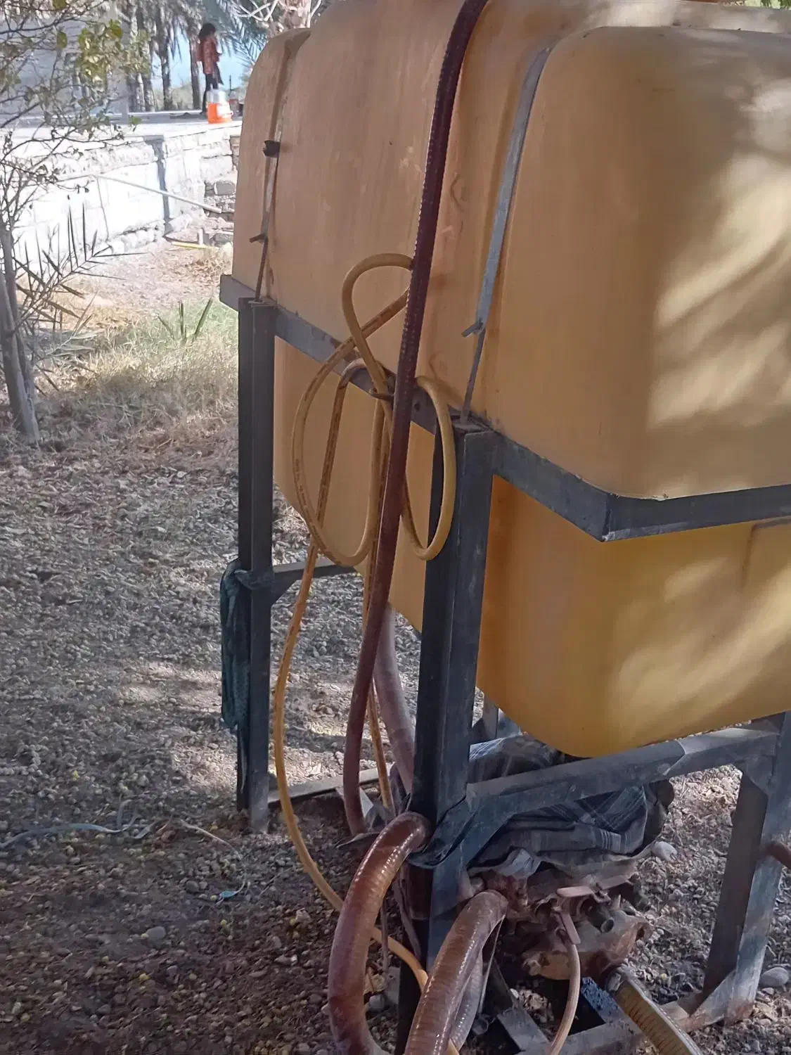 سلام|ماشینآلات صنعتی|تخت, |دیوار