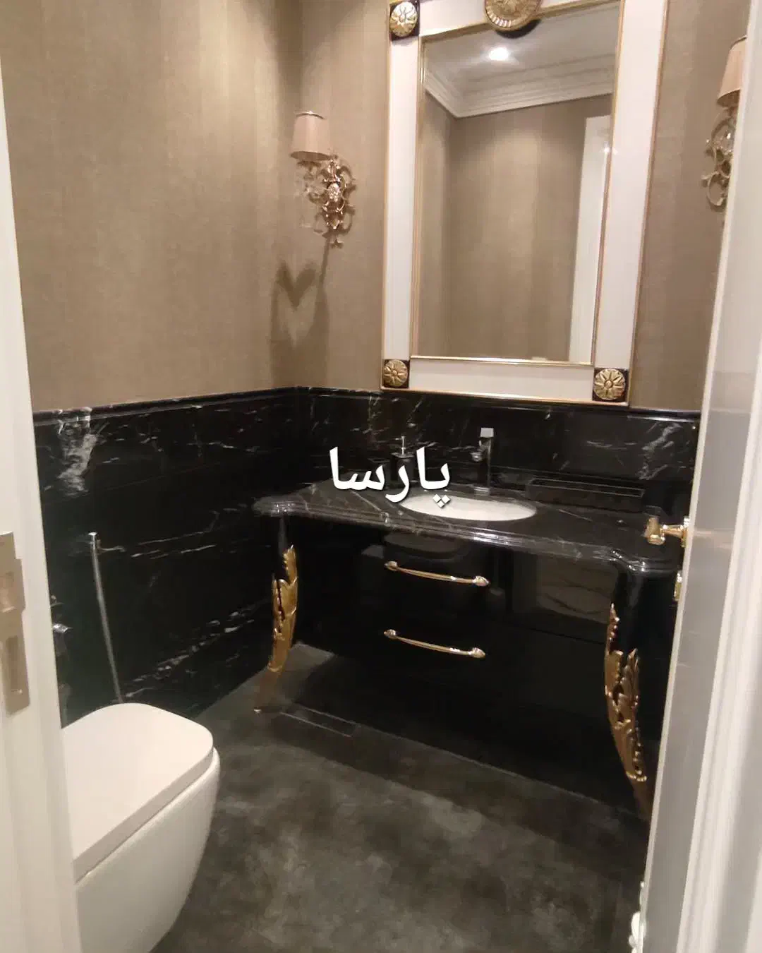 ۲۴۵متر ۴خواب *نوساز کلید نخورده* شیخ بهایی شمالی X