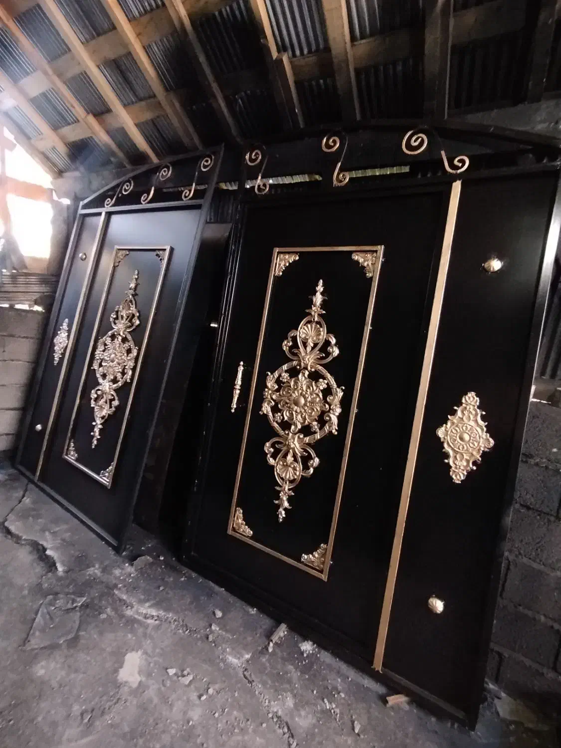 دروازه حیاط درب آهنی ویلا و ساختمان نو شیک و مدرن|مصالح و تجهیزات ساختمان|رشت, خواهر امام|دیوار