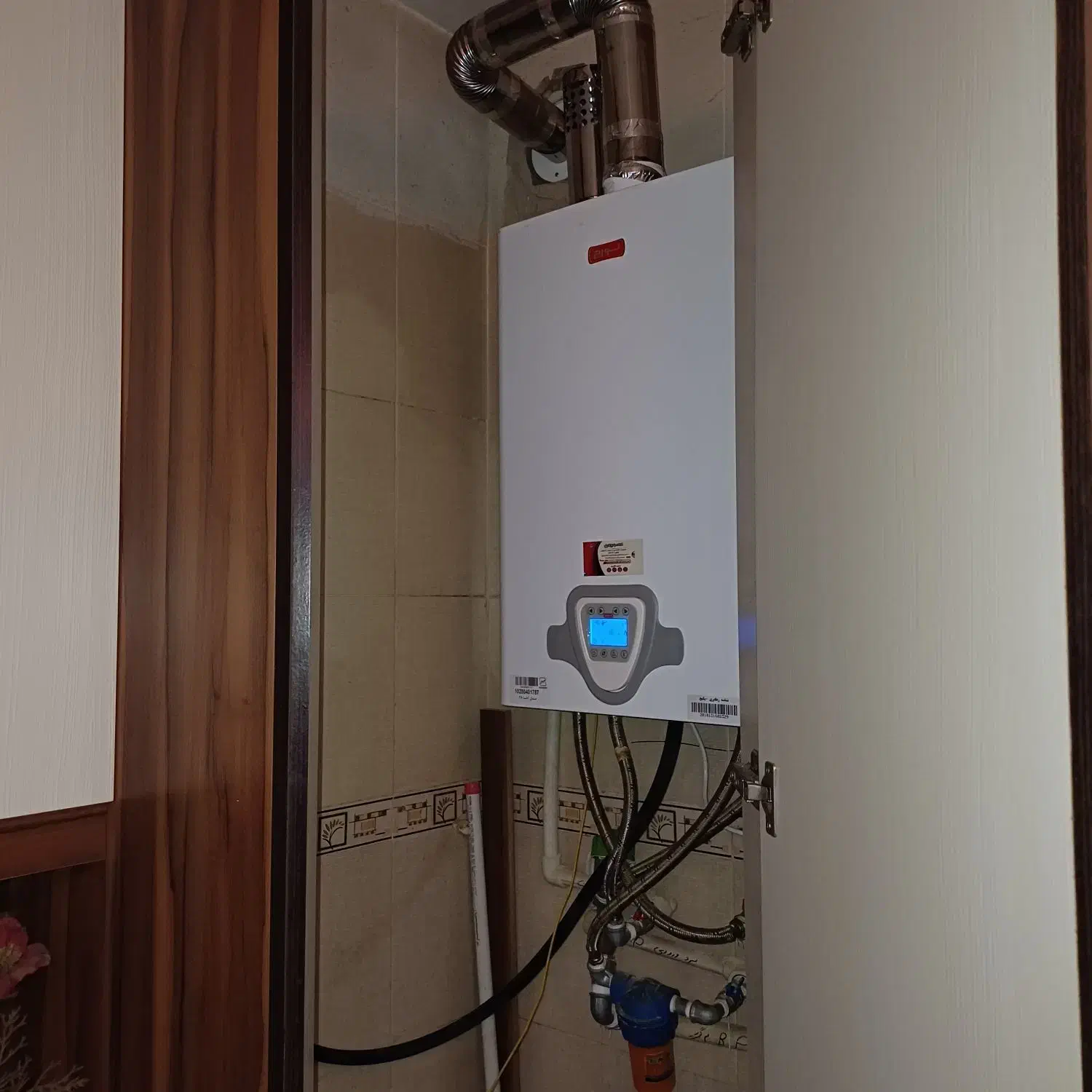 هرما ۲۸هزار|آبگرمکن، پکیج، شوفاژ|شاهینشهر, شهرک میلاد|دیوار