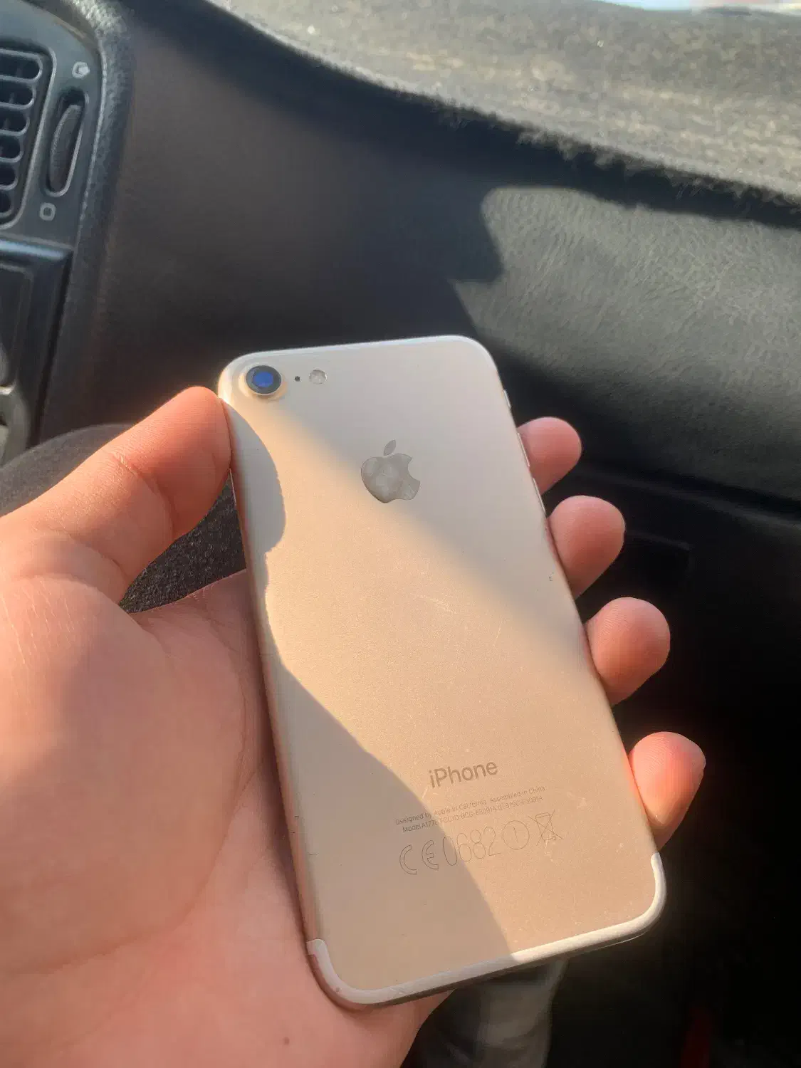 آیفون ۷ ۱۲۸ گیگ ۱۷۷۸|موبایل|مشهد, کوه سنگی|دیوار