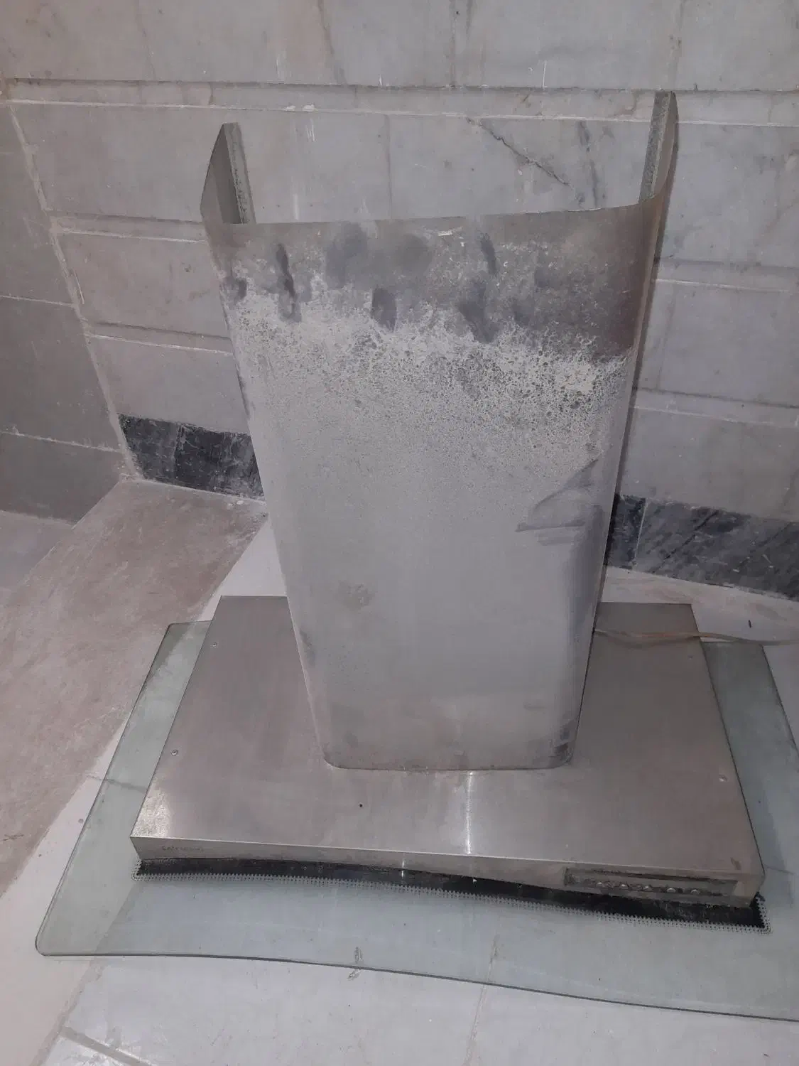 هود|هود|قم, آزادگان|دیوار