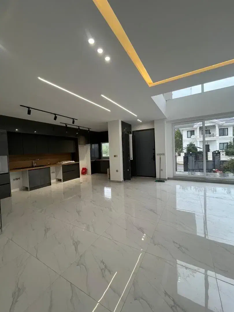 فروش ویلای ۳۸۰متری استخردار شهرکی سند ششدانگ|فروش خانه و ویلا|هچیرود, |دیوار