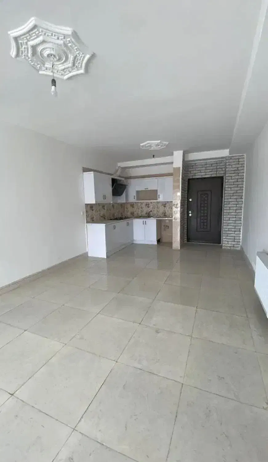 اجاره واحد 88متری کلید نخورده کریم آباد|اجارهٔ آپارتمان|تنکابن, |دیوار