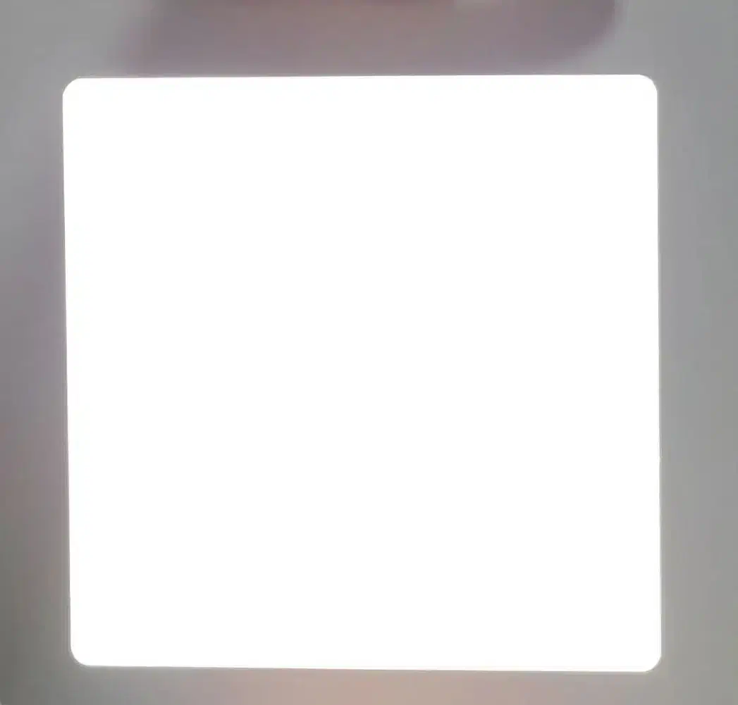 6پنل ال ای دی توکار 22در22و2پنل روکار30در30در حدنو|لامپ و چراغ|سقز, |دیوار