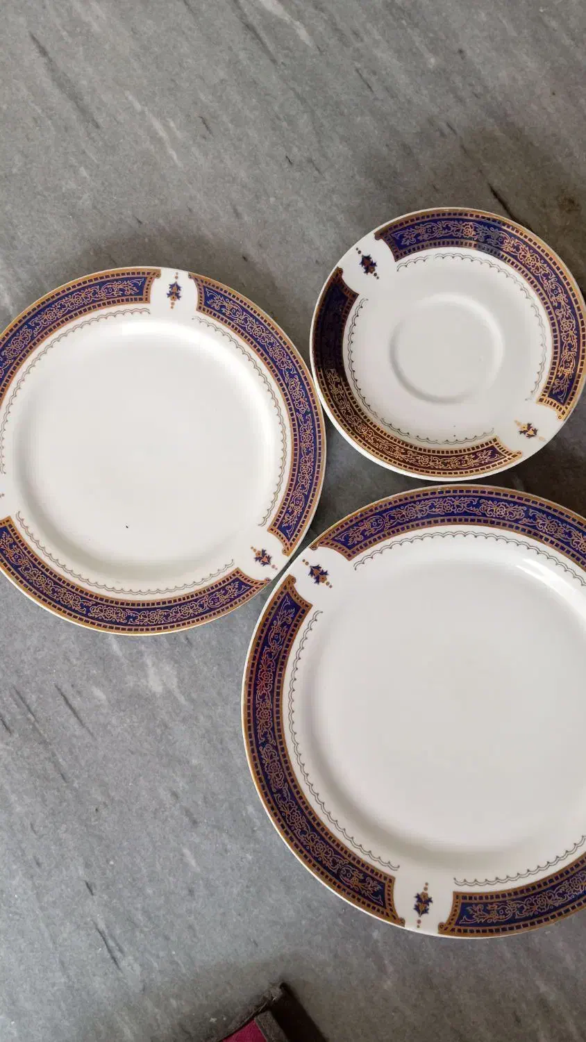 چینی|ظروف سرو و پذیرایی|قم, سراجه (۱۵ خرداد)|دیوار