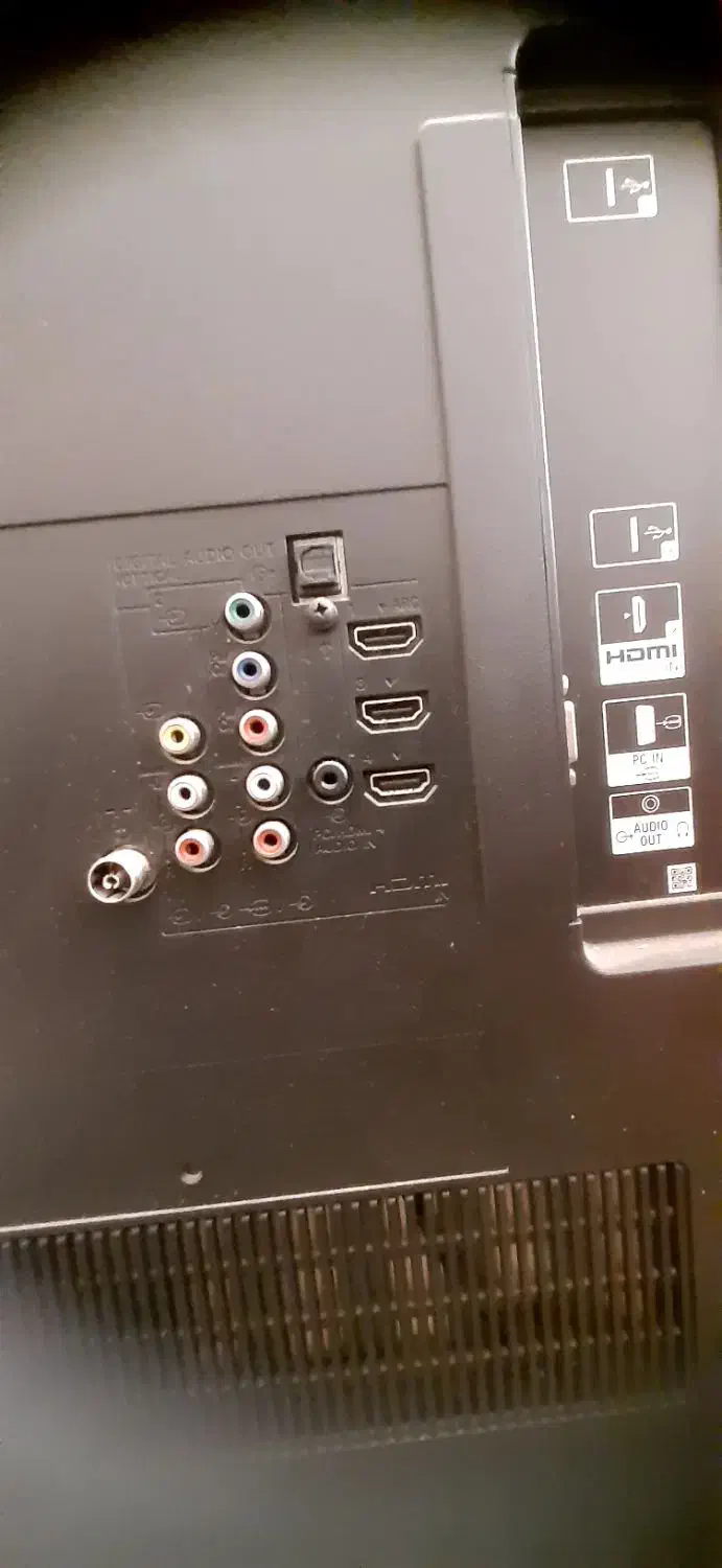 تلویزیون ۴۶ اینچ سونی|تلویزیون و پروژکتور|کرج, بنیاد|دیوار