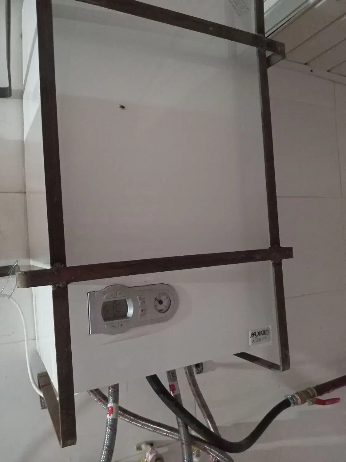 محافظ پکیچ|آبگرمکن، پکیج، شوفاژ|آستانه اشرفیه, |دیوار