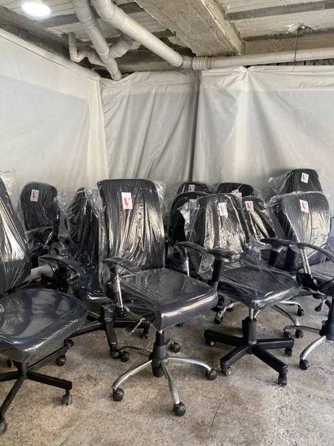 صندلی چرخ دار کامپیوتر جکدار مدیریتی خوش قیمت|صندلی و نیمکت|شیراز, شهرک صادقیه|دیوار