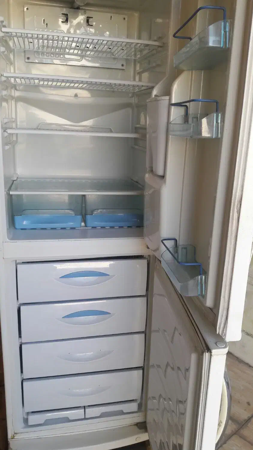 یخچال فریزر برفاب رنگ کوره عا لی۶ملیون|یخچال و فریزر|کرمانشاه, |دیوار