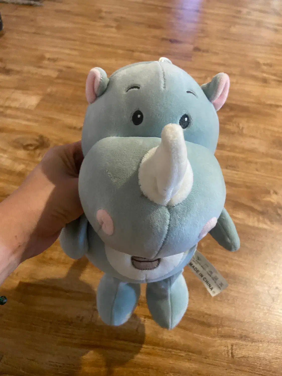 عروسک|اسباب‌بازی بچه|لاهیجان, آهندان|دیوار