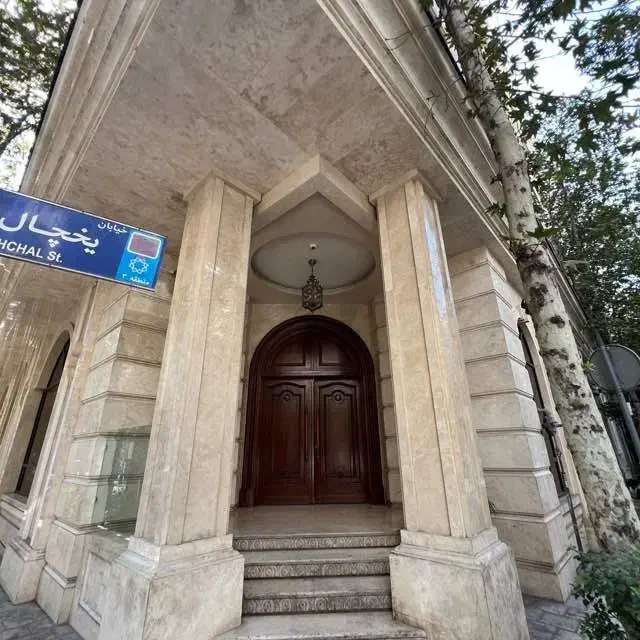 استخدام دو لابی من دوشیغت|استخدام اداری و مدیریت|تهران, دروس|دیوار